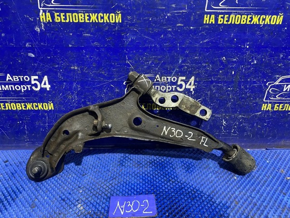 Рычаг передний левый NISSAN R'NESSA 1997