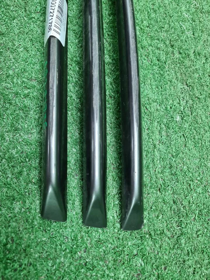 Решетка переднего бампера RR Vogue 4 L405 (17-22)