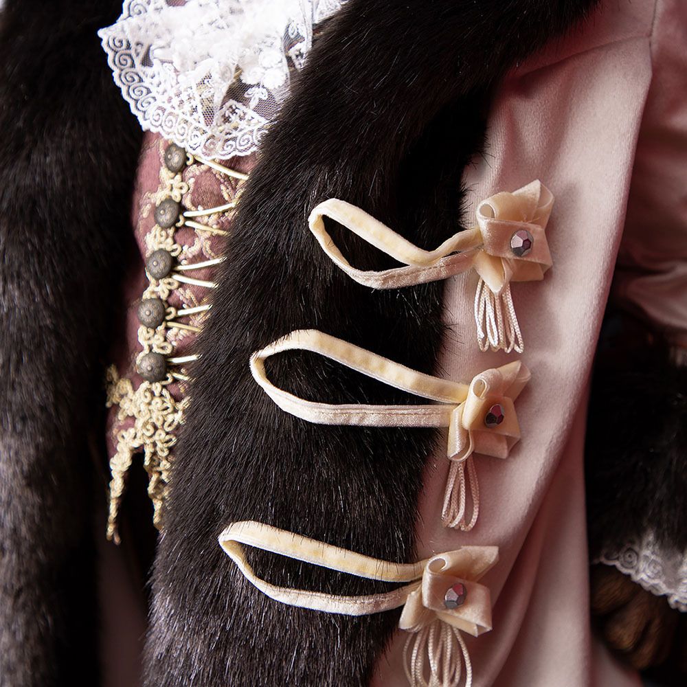 Кукла коллекционная Бульдог Граф Потемкин