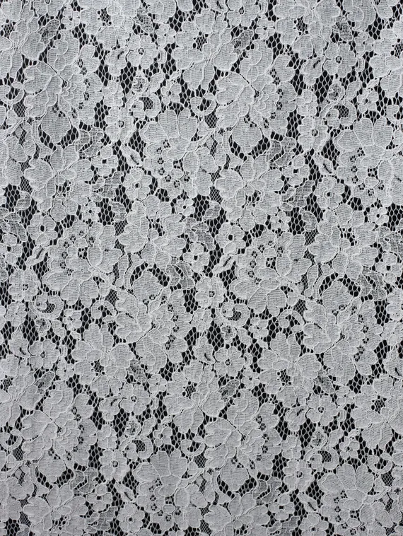 Кружевное неэластичное полотно, арт. M30764, айвори 004