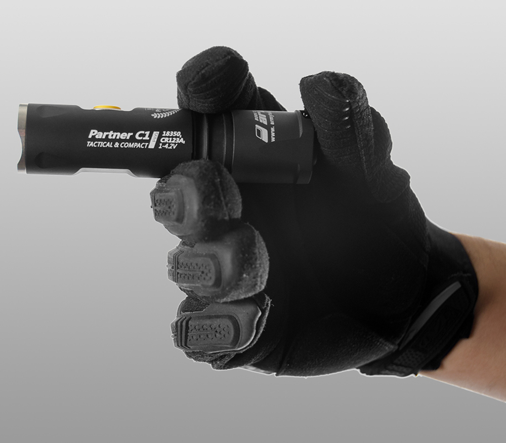 Тактический фонарь Armytek Partner C1 Pro (тёплый свет) - фото 3