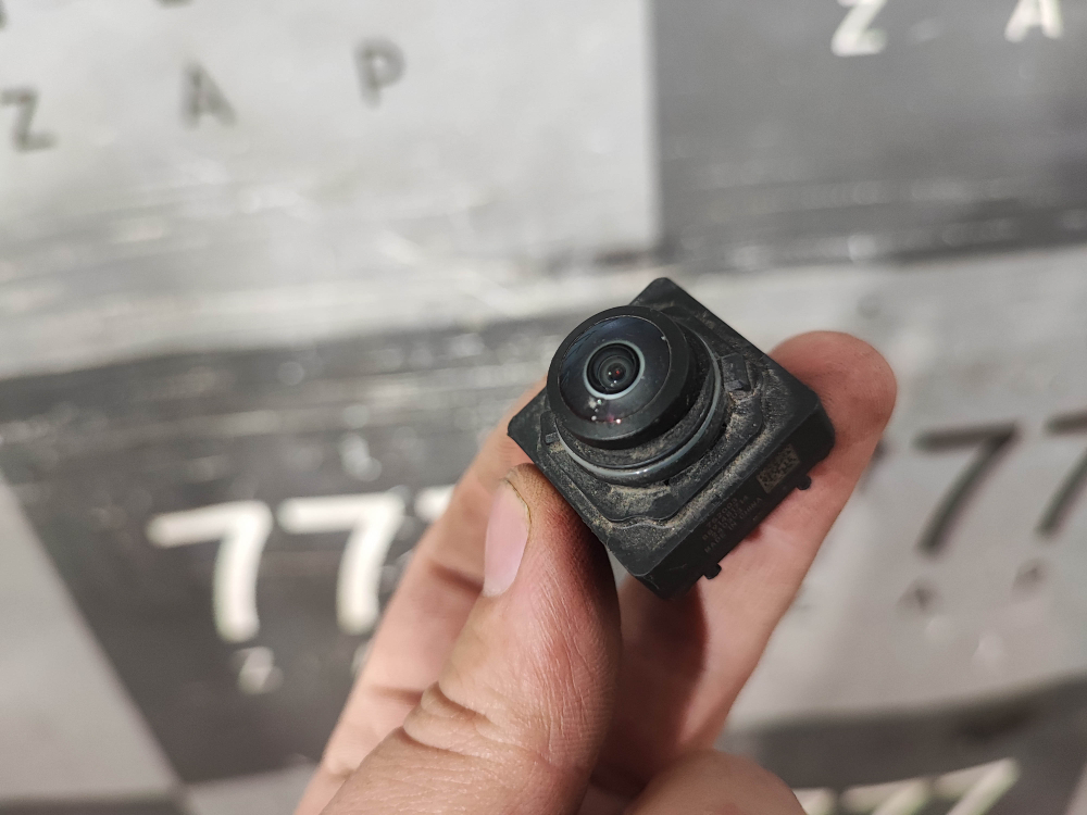 Камера передняя Geely Tugella 19-нв Б/У Оригинал 7088079100