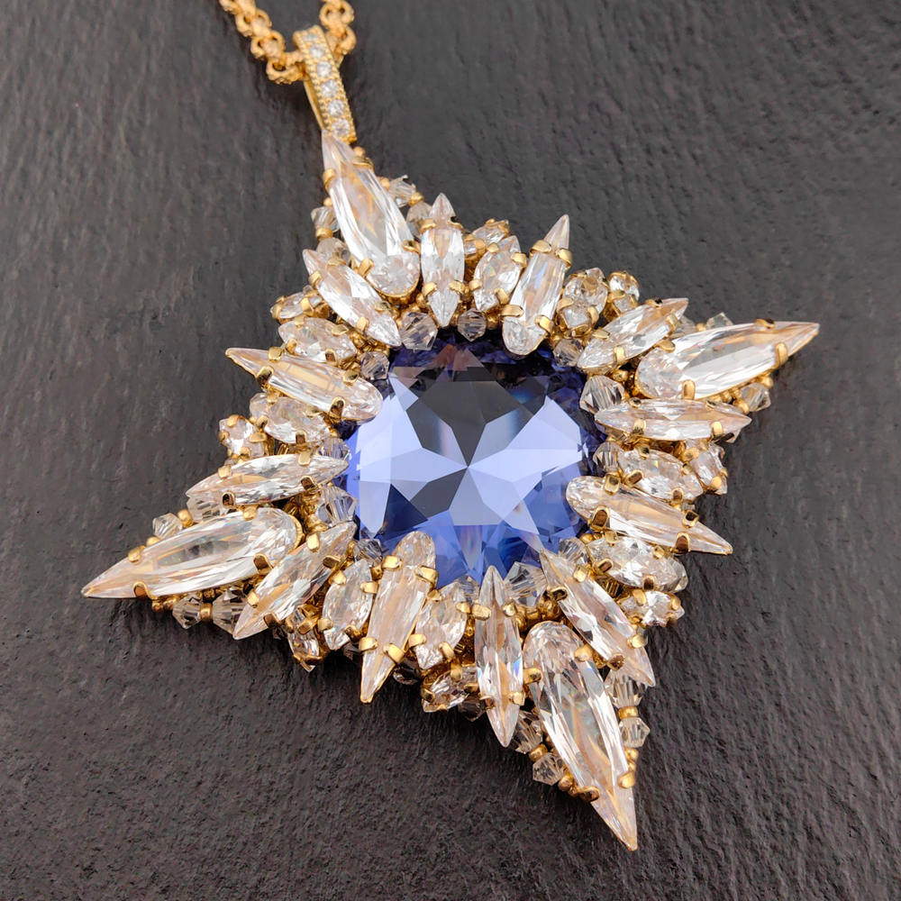 Набор для создания броши или кулона Кассиопея - Gold