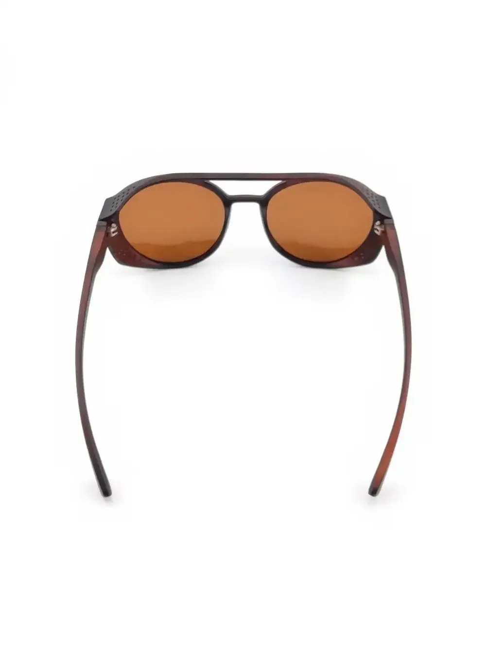 Солнцезащитные очки с поляризацией