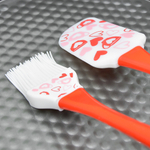 Набор кисточка и лопатка силиконовые "Сердечки" 22,2*4см