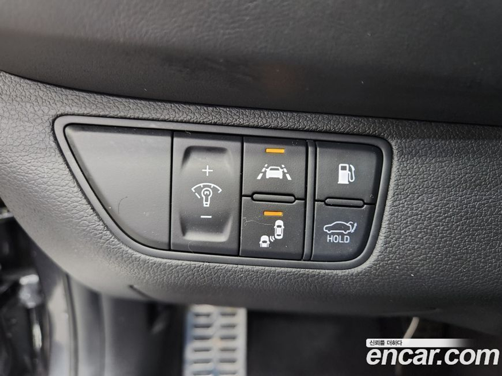Genesis G70 2.0T (05.2020)