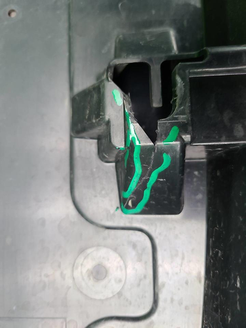 Спойлер крышки багажника Toyota RAV4 5 XA50 18-нв