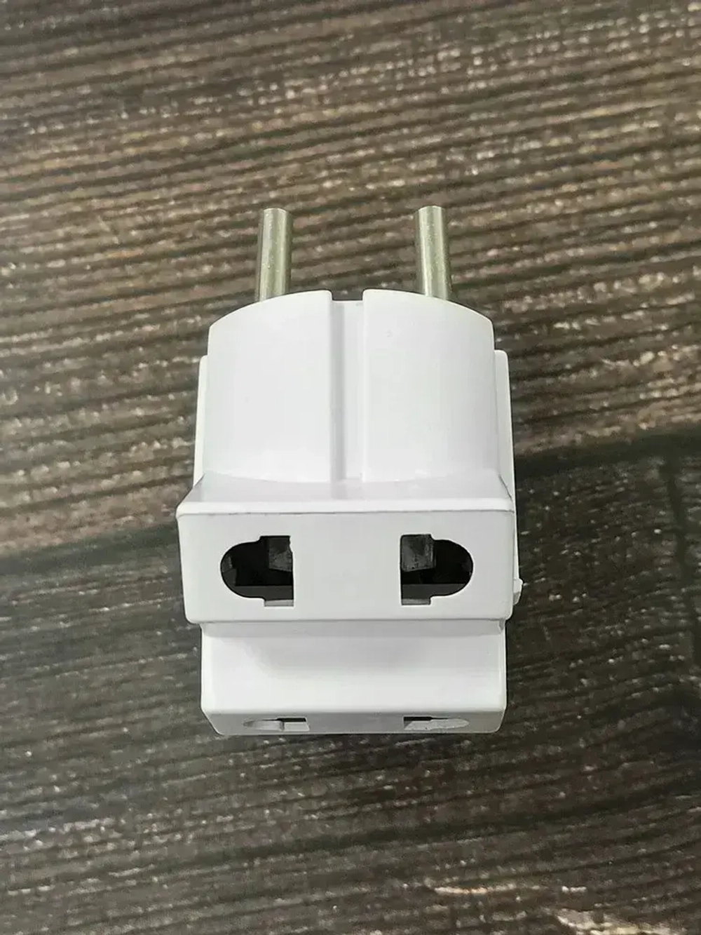 Тройник (разветвитель) 3 гнезда 10A/250В плоская вилка, белый