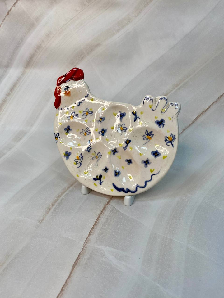 Керамическая подставка под яйца из глины