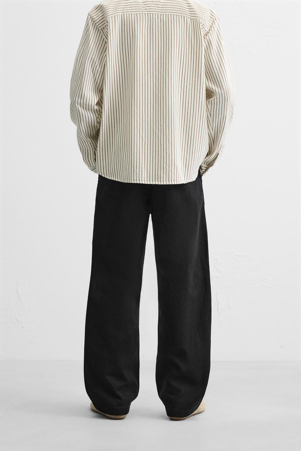 Брюки чинос relaxed fit