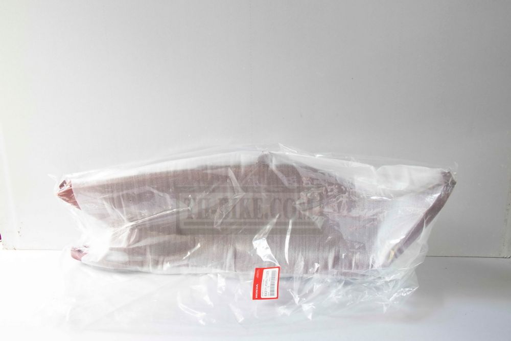 64311-KWN-710ZB. STEP, R. FLOOR *R349R*