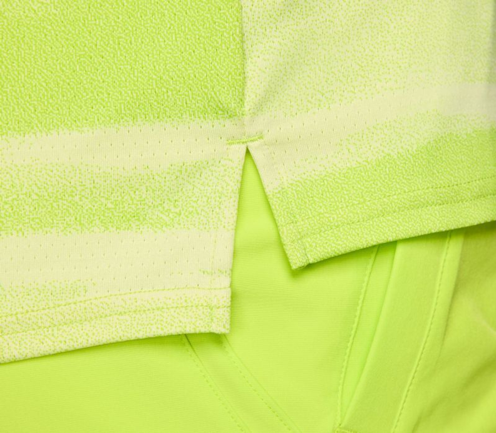 Мужская теннисная футболка Nike Court Advantage Dri-Fit Tennis Print - зеленый