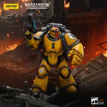 Фигурка JOYTOY Imperial Fists Legion MkIII Tactical Squad Sergeant with Power Fist