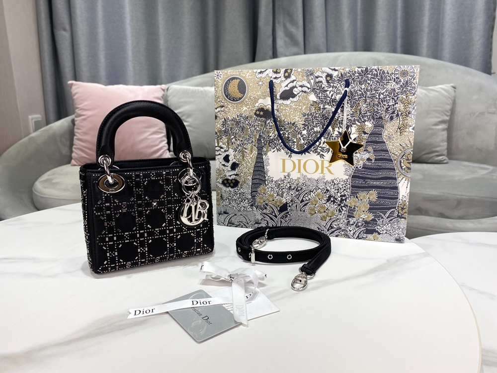 Christian Dior Lady Dior Mini 17 cm