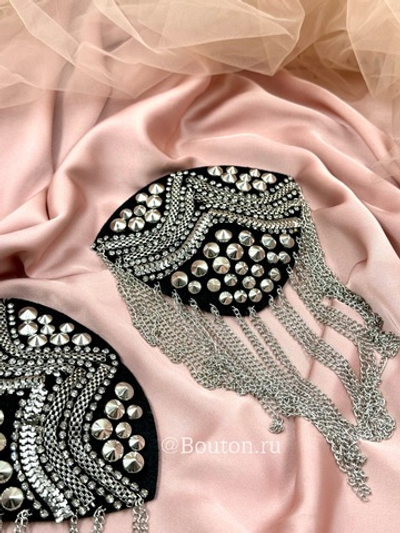 Эполет-брошь (съемный наплечник декоративный) черный со стразами и шипами  20х12 см