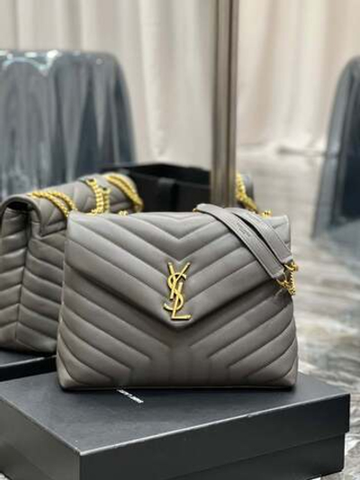 Yves Saint Laurent Loulou 32 cm