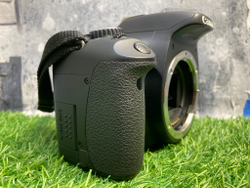 Canon 550D + 18-55mm (2700 кадров) Покупка/Продажа