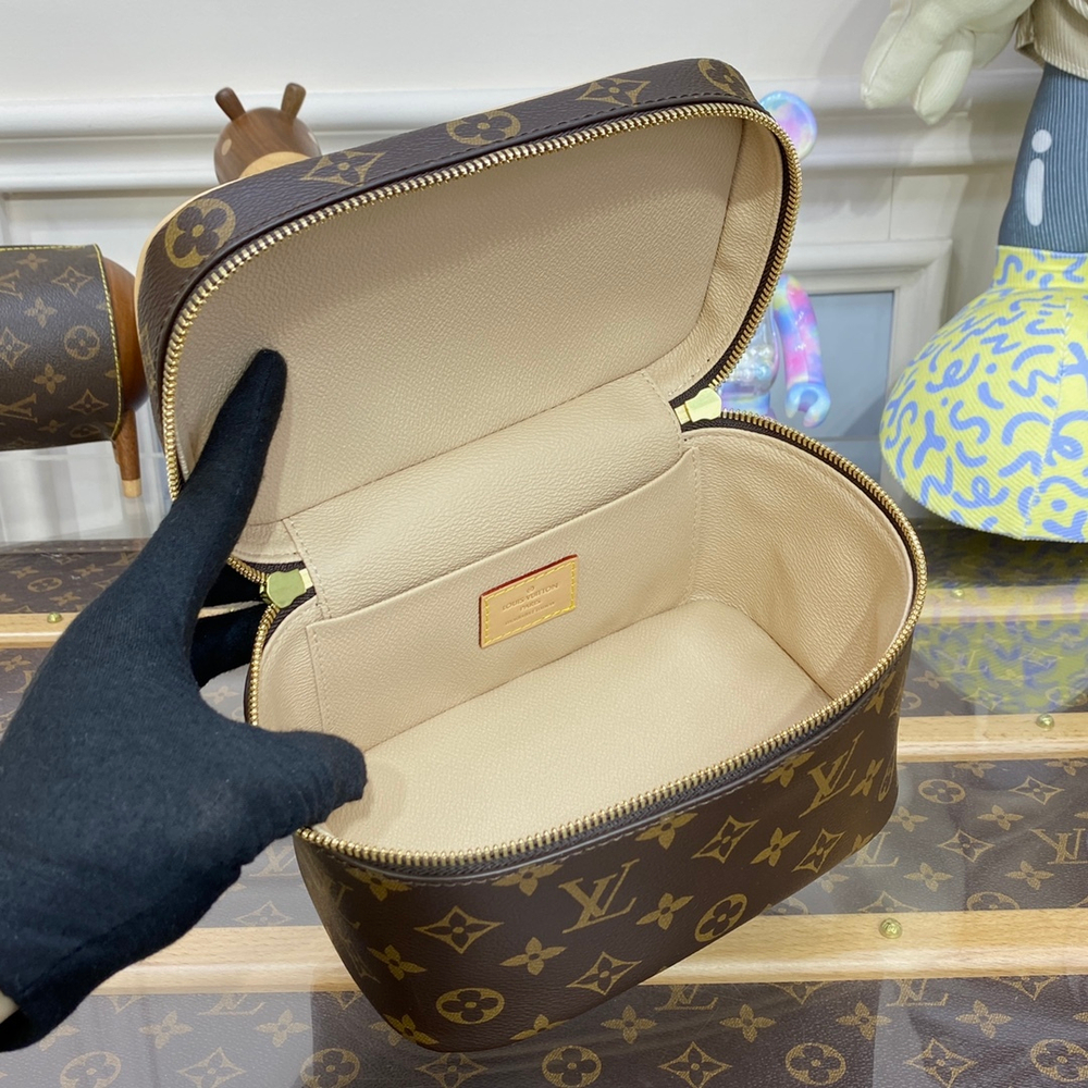 Louis Vuitton Nice Mini Toiletry Pouch