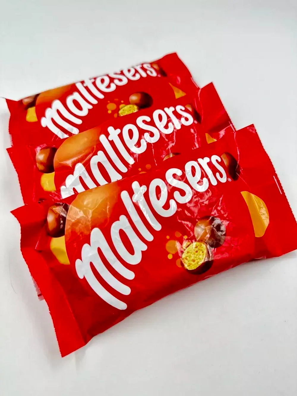 Шоколадное драже Maltesers, шоколадные конфеты Мальтизерс