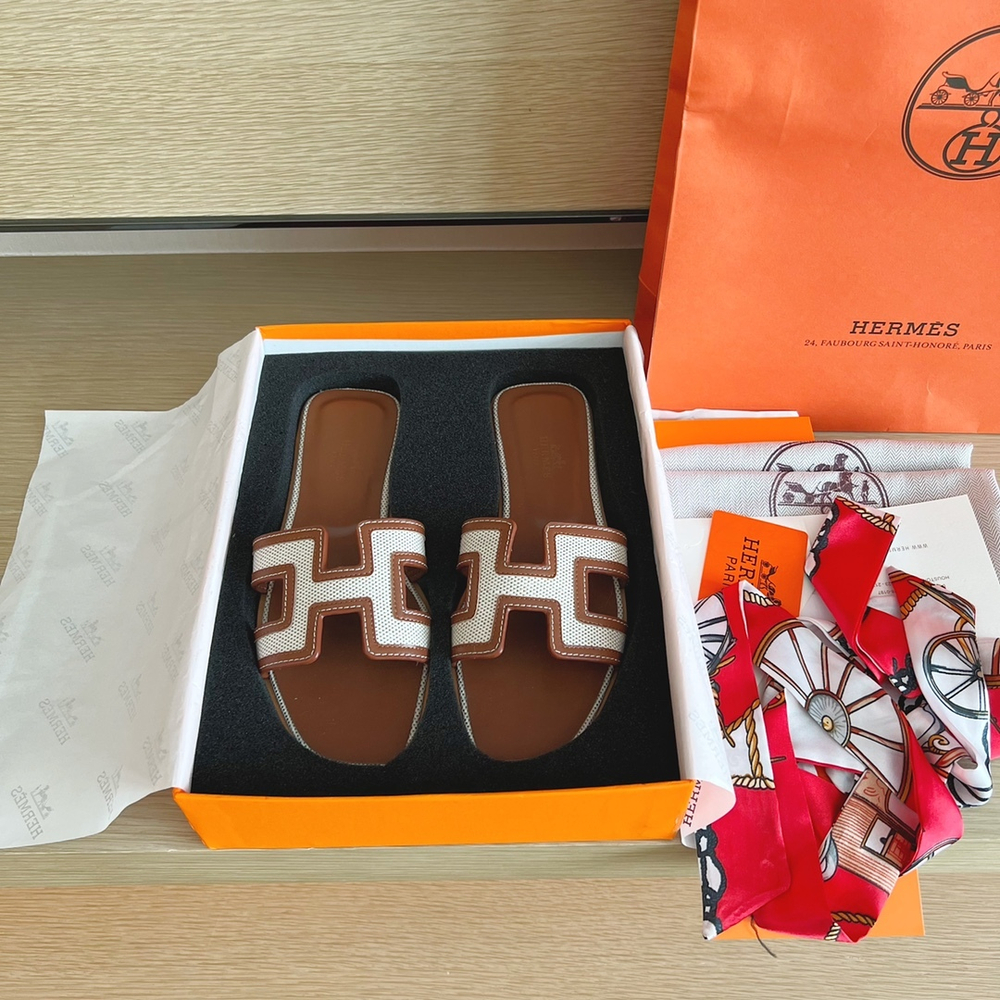 Hermes Oran Sandal