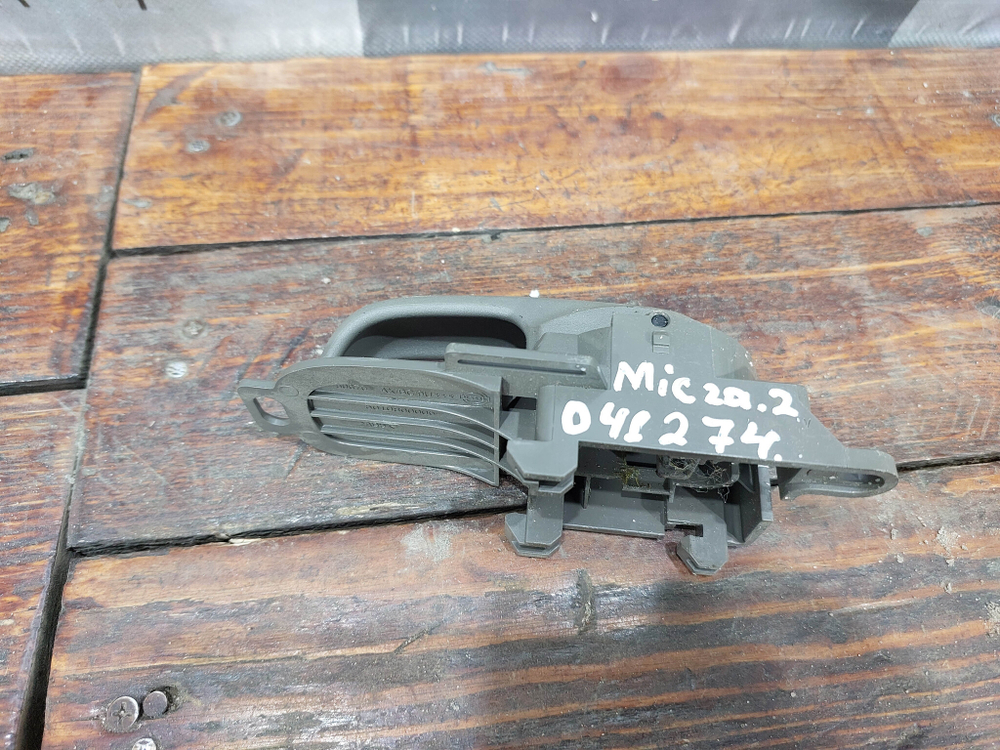 Ручка двери внутренняя правая Nissan Micra (K12), Note 1 (E11)  Б/У Оригинал 80670AX603