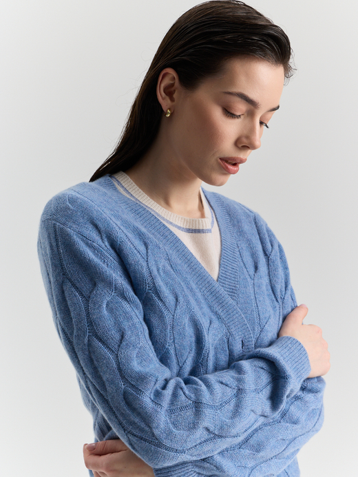 Кашемировый кардиган с косами