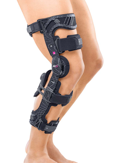 Регулируемый жесткий коленный ортез M.4s PCL dynamic