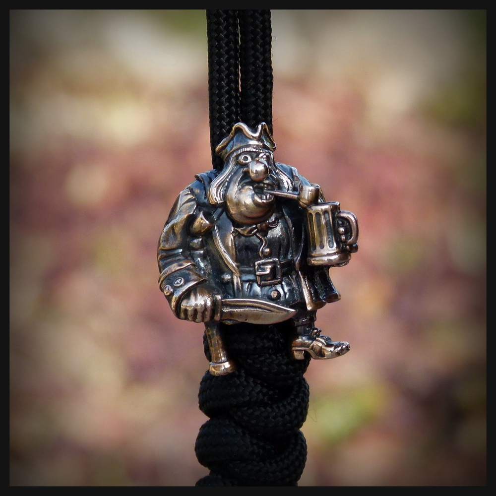 Бусина "Пират" для темляков или браслетов , бронза