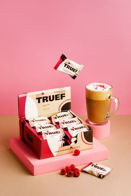 Трюфель финиковый Малиновый латте / 360 г / 24 конфеты / шоу-бокс / ТМ MyTruef
