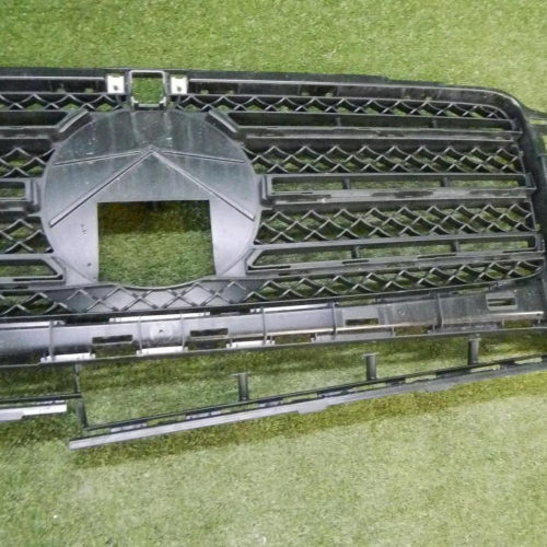 Решетка радиатора Mercedes G W463 (2018-н.в.)