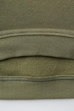 ZARA КОМПЛЕКТ ИЗ ТОЛСТОВКИ И ДЖОГГЕРОВ С ПРИНТОМ, ХАКИ