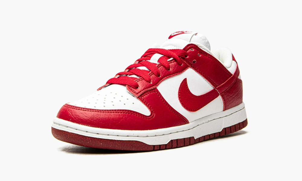 Dunk Low Next Nature WMNS "University Red"