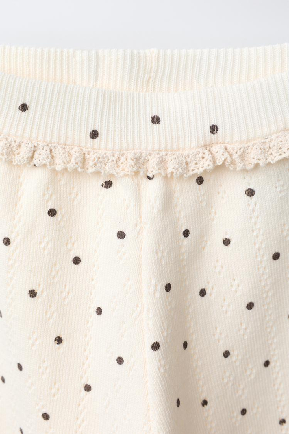 ZARA ТРИКОТАЖНЫЕ БРЮКИ В ГОРОШЕК, ЭКРЮ