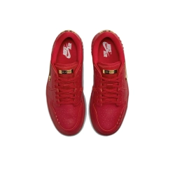 Женские кроссовки Air Jordan 1 Low Method of Make Gym 'Red Metallic Gold' FN5032-607