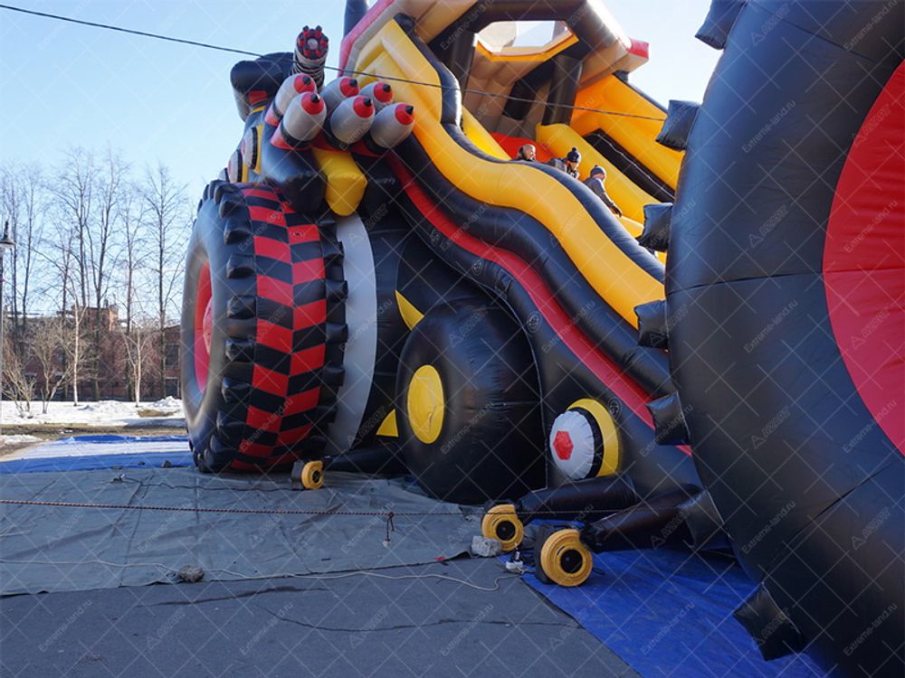 Батут "Бэтмобиль"