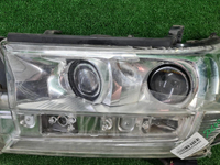 Битая Фара левая Toyota Land Cruiser 200 (2015-2021) LED