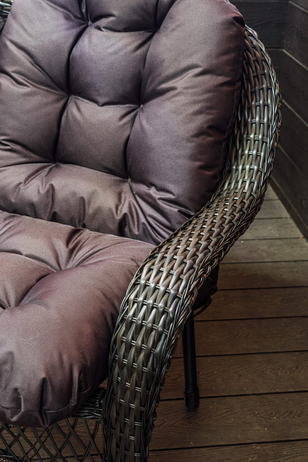 Двухместный диван из искусственного ротанга МЭДИСОН НЬЮ  с подушками на сидение и на спинку