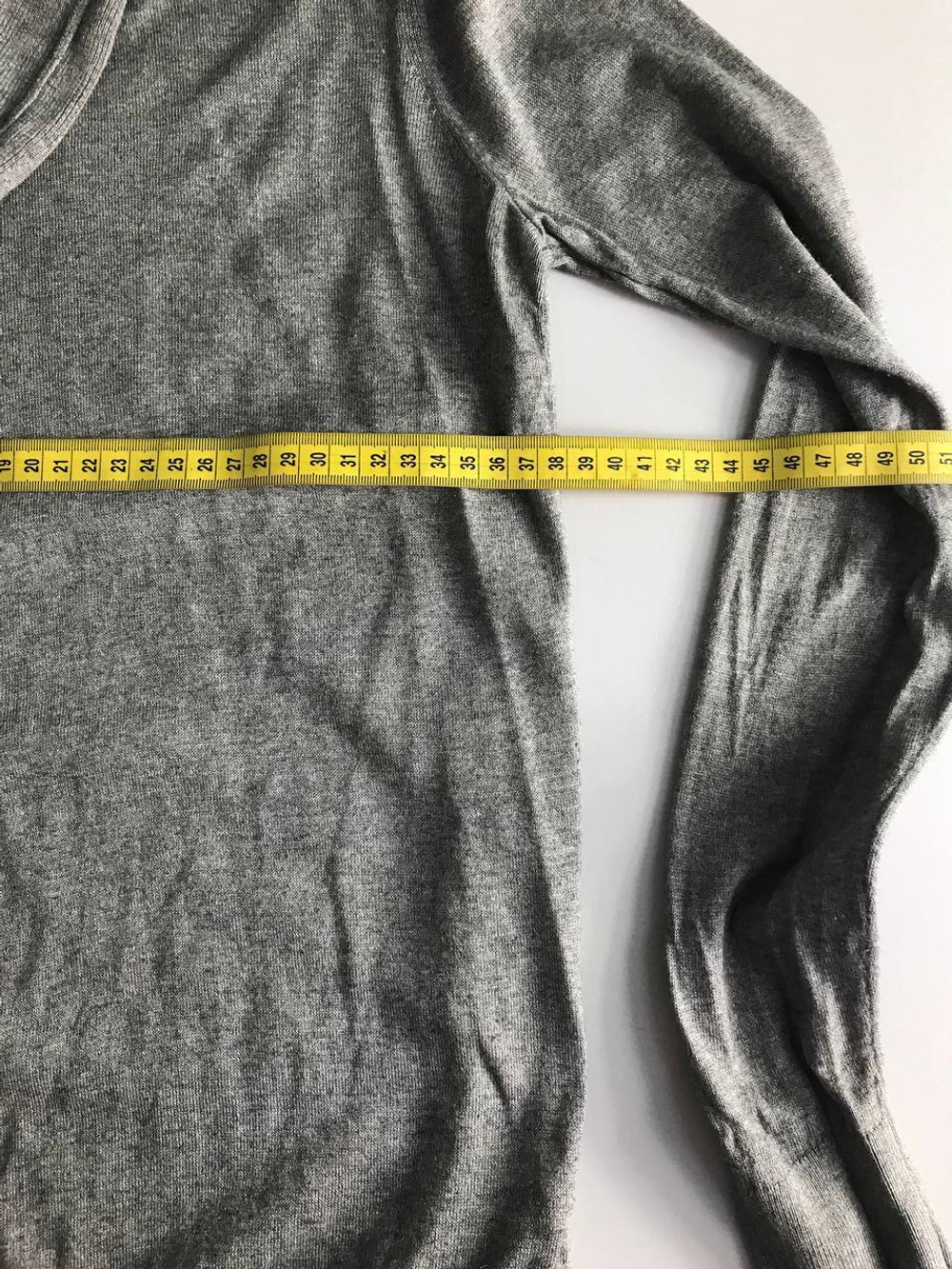 Джемпер Massimo Dutti из шелка, маркировка S, визуально на 44 размер