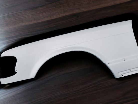 Крылья стеклопластиковые для Mercedes-Benz W126