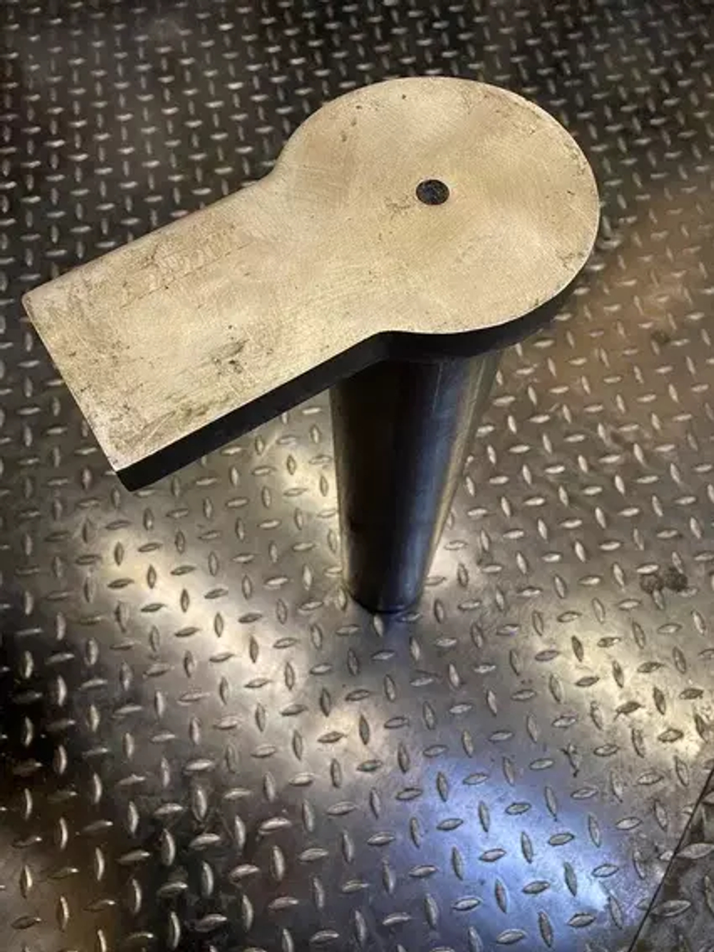 Палец 2123-2207E