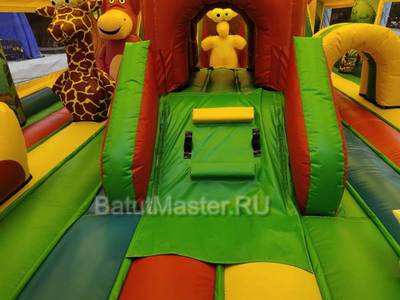 Коммерческий надувной батут "Мульти зверята" с крышей, 10*6*6 м