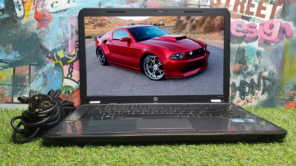 Ноутбук HP  i3/8 Gb