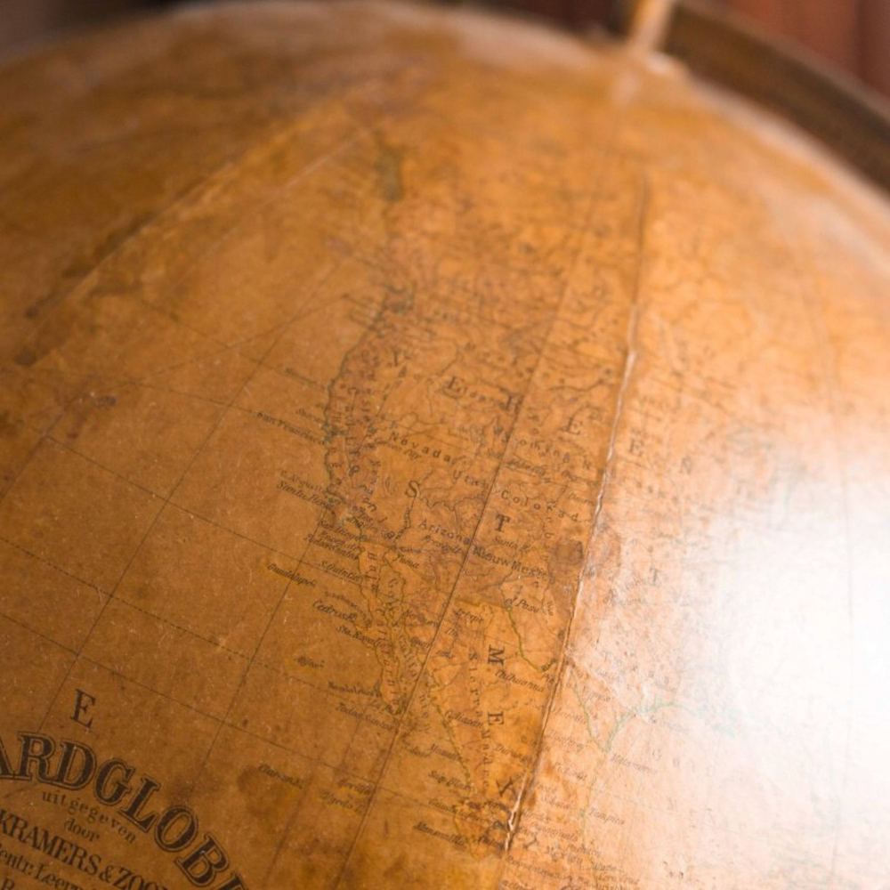 Винтаж: Старинный глобус «AARDGLOBE»