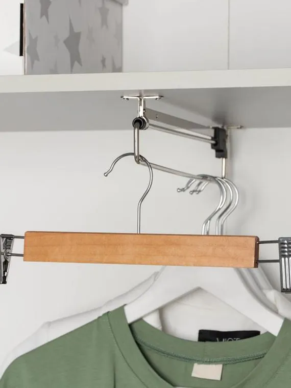 Вешалка для брюк и юбок с зажимами Доляна, 33×13 см, светлое дерево