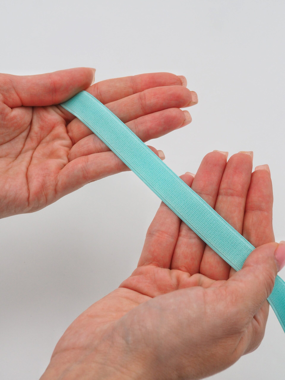 Резинка бретелечная тиффани глянцевая ширина 15 мм