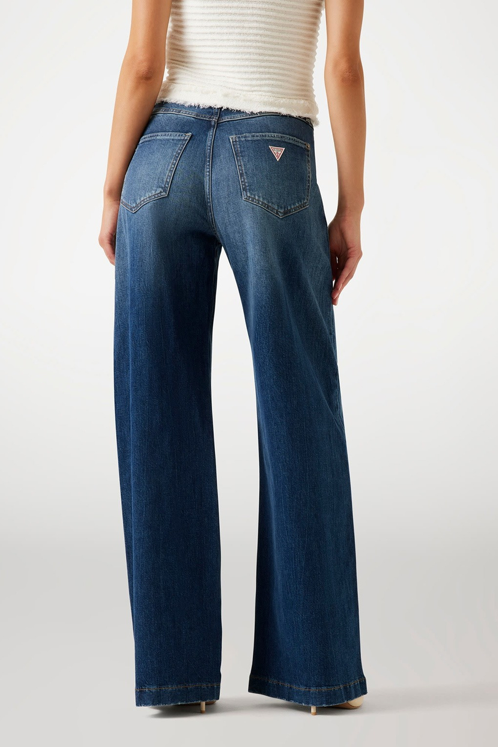 Джинсы женские  GUESS