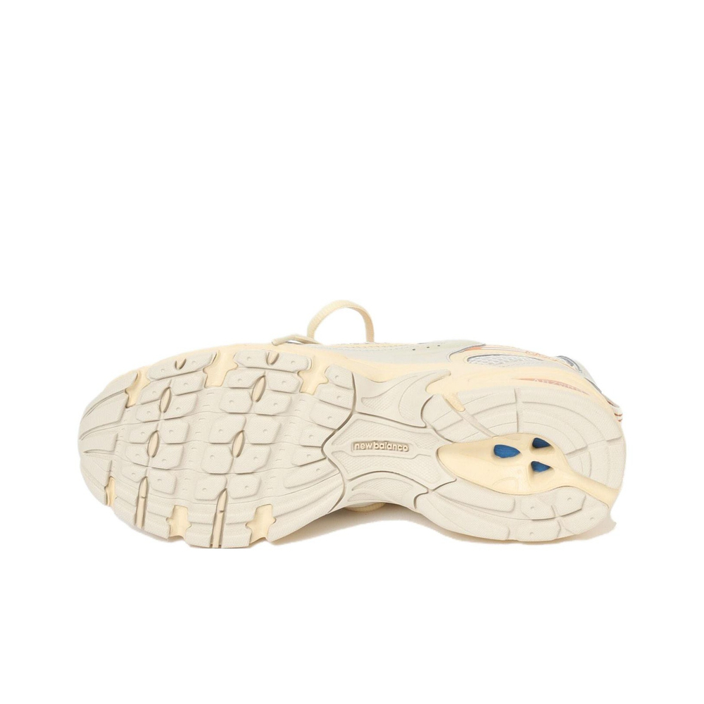 Niko And ... X New Balance 530 Beige Coral