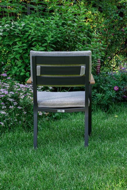 Обеденное кресло ROYAL FAMILY OSСAR с подлокотниками из тика