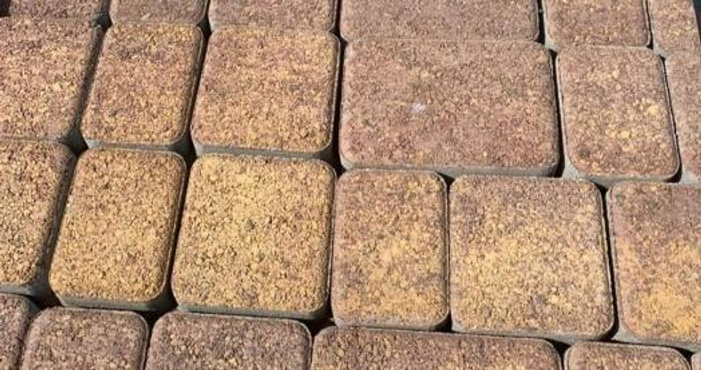 Бордюр шарнирный 50.20.80