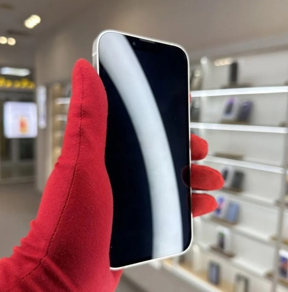 iPhone 13, 128 ГБ б/у
